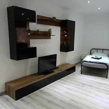 Monteurwohnung * Loiching